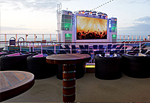 Norwegian Breakaway,  