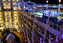 Лайнер Allure of the Seas